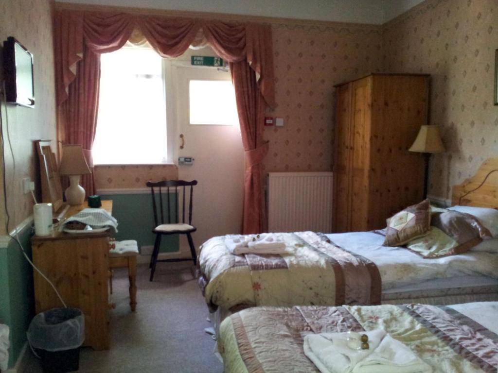 Roseglen Hotel Шанклин Стая снимка