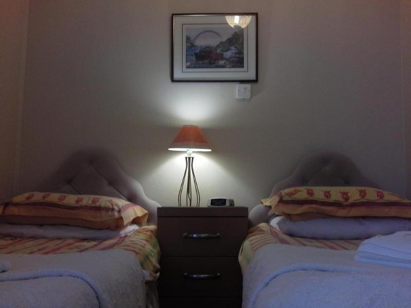 Roseglen Hotel Шанклин Екстериор снимка